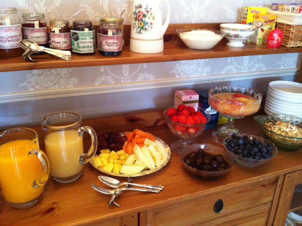 The Gables Bed & Breakfast Порлок Екстериор снимка