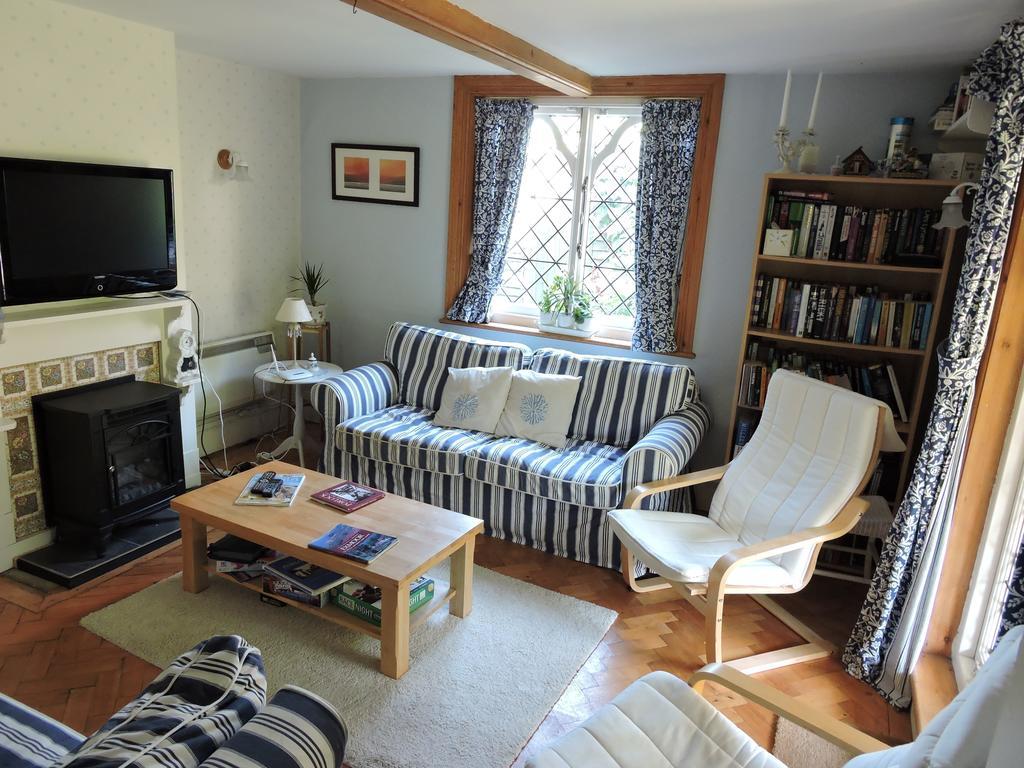 The Gables Bed & Breakfast Порлок Екстериор снимка